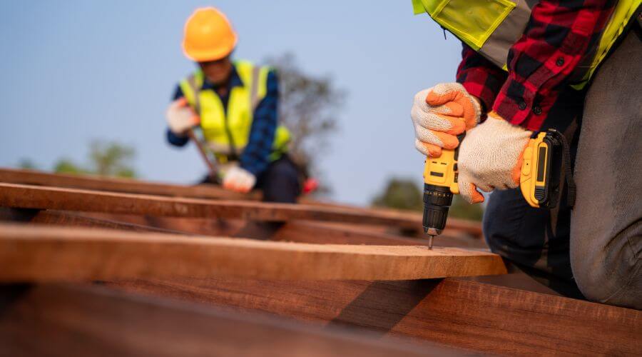 Professional gutter cleaning in Mineola, TX